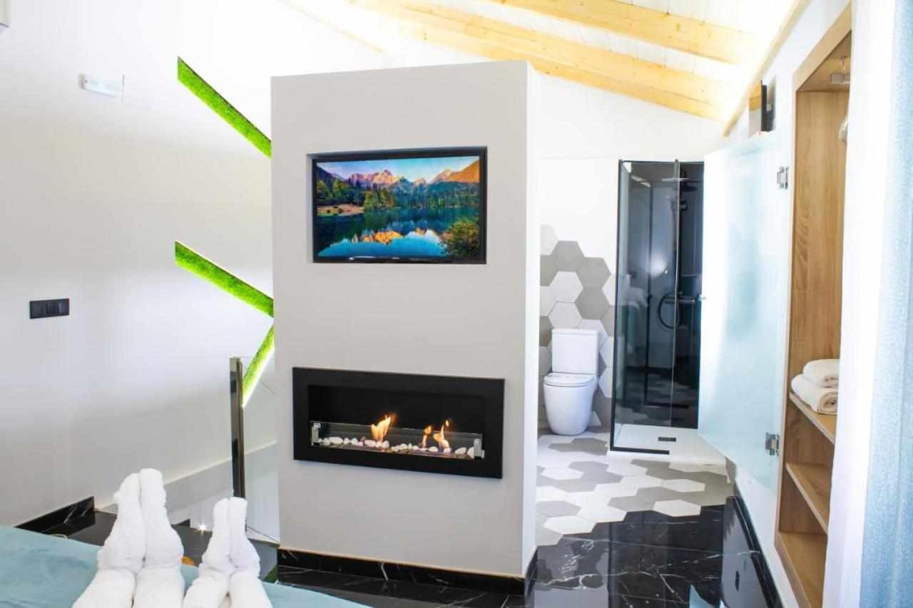 Suite Alma Caceres Ngoại thất bức ảnh
