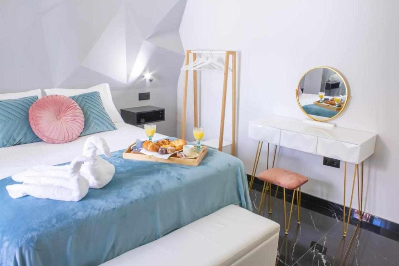 Suite Alma Caceres Ngoại thất bức ảnh