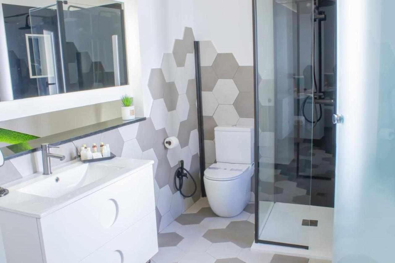 Suite Alma Caceres Ngoại thất bức ảnh